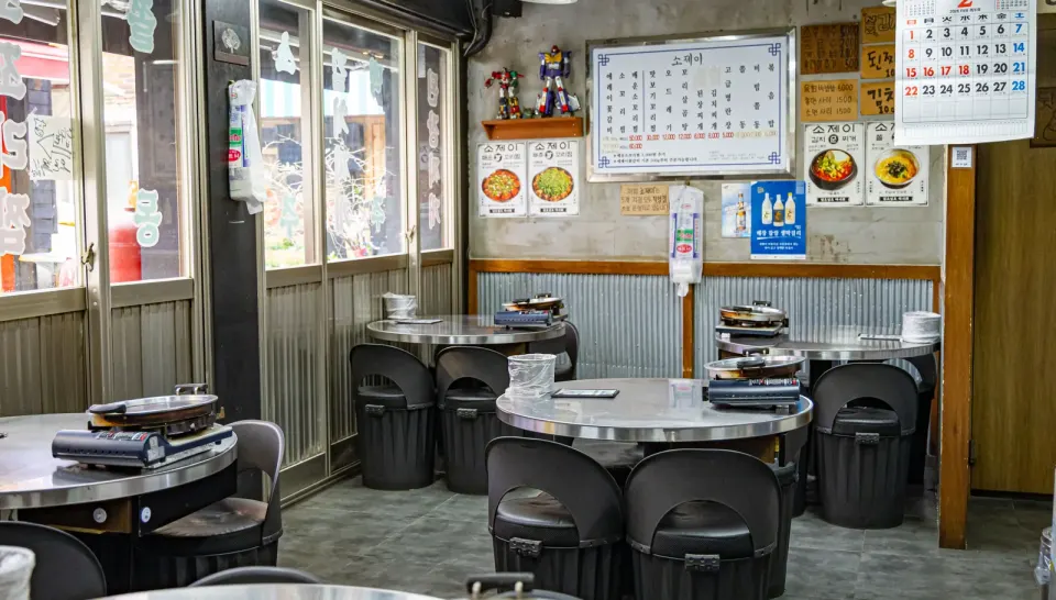 소제이 부산점 창가 좌석